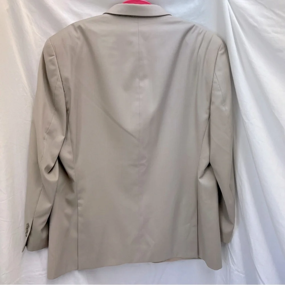 Calvin Klein 100% wool khaki sport coat. - Picture 10 of 10